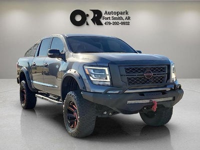 2023 Nissan Titan 4x4 Crew Cab PRO-4X