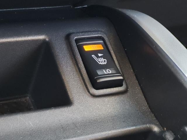 2024 Nissan Titan 4x4 Crew Cab SV