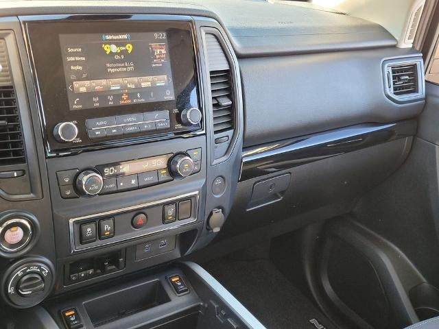 2024 Nissan Titan 4x4 Crew Cab SV