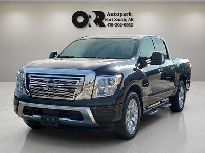 2024 Nissan Titan 4x2 Crew Cab SV