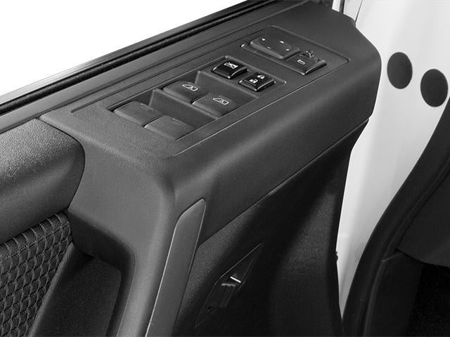 2014 Nissan Titan 2WD Crew Cab Short Bed S