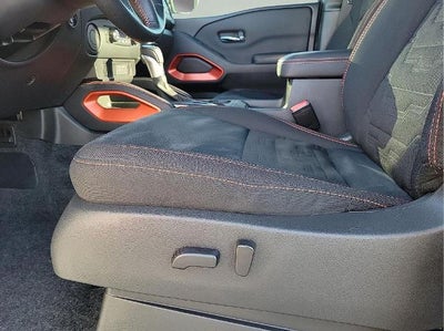 2023 Nissan Frontier Crew Cab 4x2 PRO-X Auto