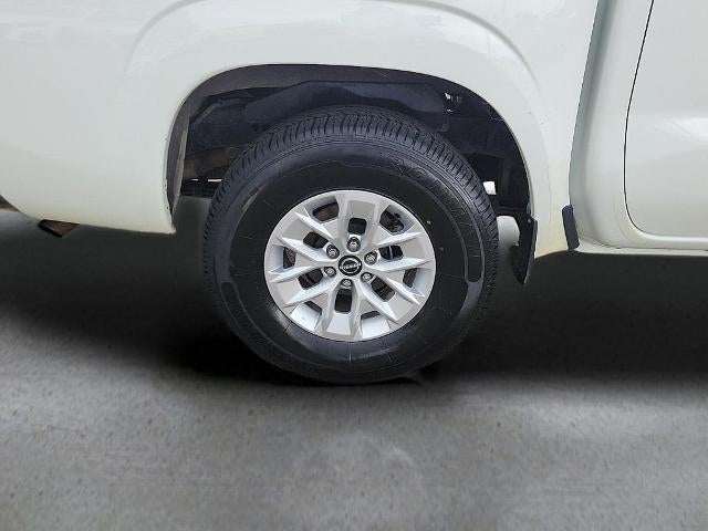 2024 Nissan Frontier Crew Cab 4x2 SV