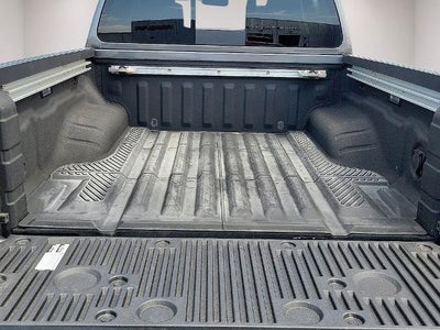 2024 Nissan Frontier Crew Cab 4x2 SL