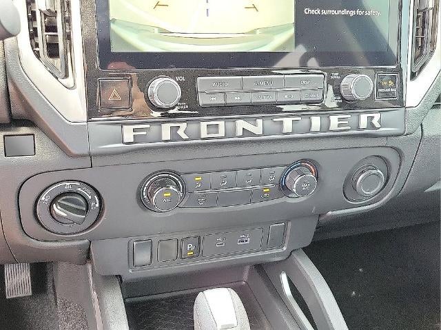 2025 Nissan Frontier Crew Cab 4x4 SV