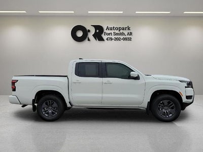 2025 Nissan Frontier Crew Cab 4x4 SV