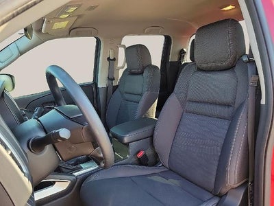 2024 Nissan Frontier Crew Cab 4x4 SV
