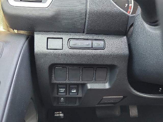 2024 Nissan Frontier Crew Cab 4x4 SV