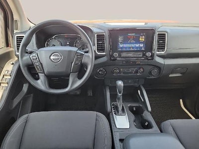 2023 Nissan Frontier Crew Cab 4x4 SV Auto