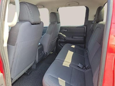 2023 Nissan Frontier Crew Cab 4x4 SV Auto