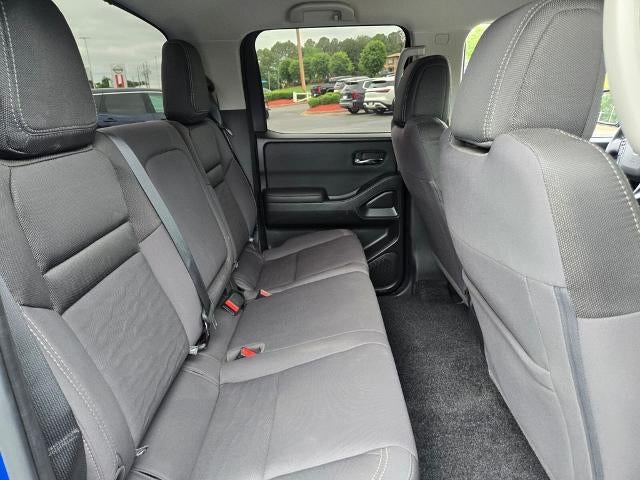 2024 Nissan Frontier Crew Cab 4x4 SV