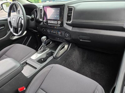 2024 Nissan Frontier Crew Cab 4x4 SV