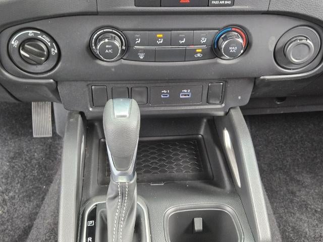 2024 Nissan Frontier Crew Cab 4x4 SV