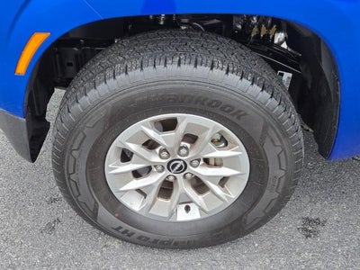 2024 Nissan Frontier Crew Cab 4x4 SV
