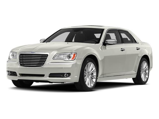 2013 Chrysler 300 4dr Sdn RWD