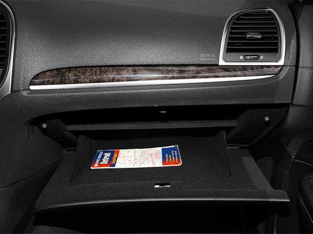 2013 Chrysler 300 4dr Sdn RWD