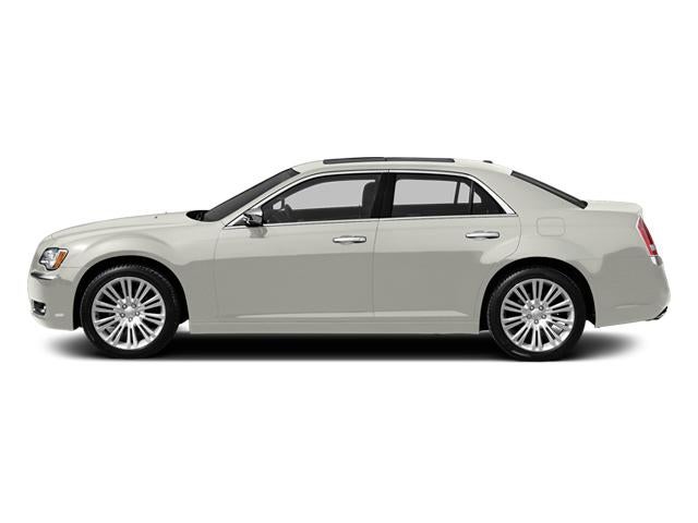 2013 Chrysler 300 4dr Sdn RWD