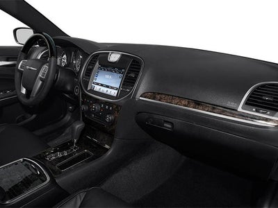 2013 Chrysler 300 4dr Sdn RWD