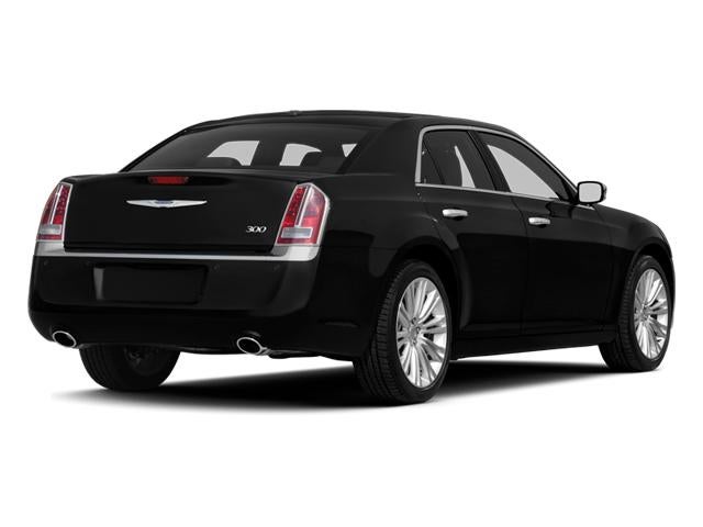 2013 Chrysler 300 4dr Sdn RWD