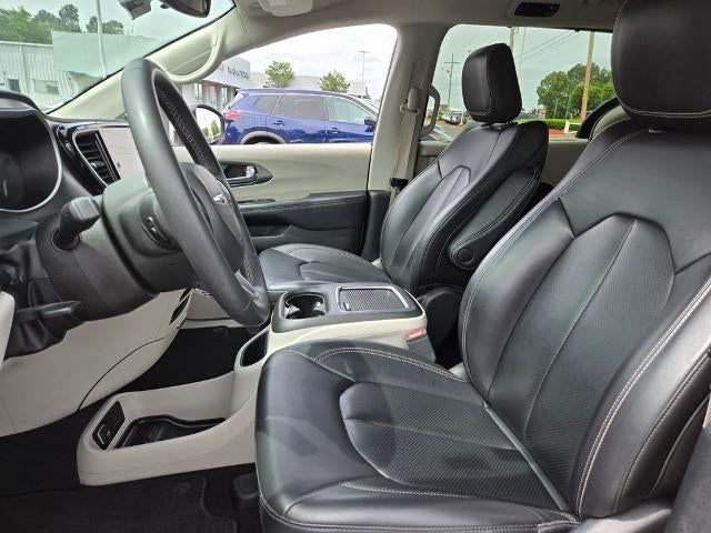 2023 Chrysler Pacifica Touring L FWD