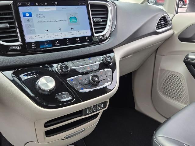 2023 Chrysler Pacifica Touring L FWD