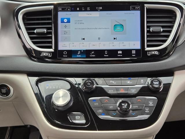 2023 Chrysler Pacifica Touring L FWD