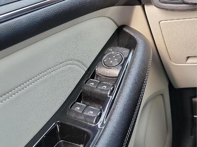 2020 Ford Edge Titanium FWD