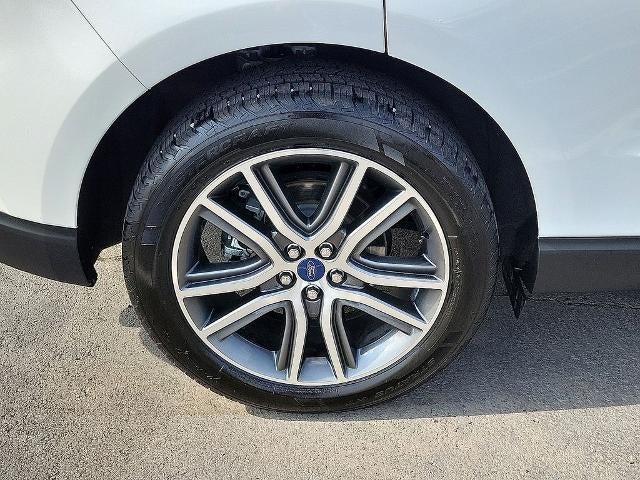 2020 Ford Edge Titanium FWD