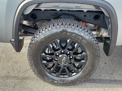 2026 Chevrolet Silverado 2500 HD Crew Cab Standard Box 4-Wheel Drive Custom