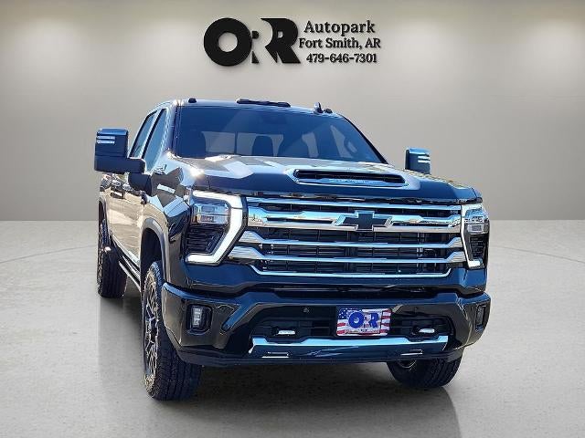 2025 Chevrolet Silverado 2500 HD Crew Cab Standard Box 4-Wheel Drive High Country