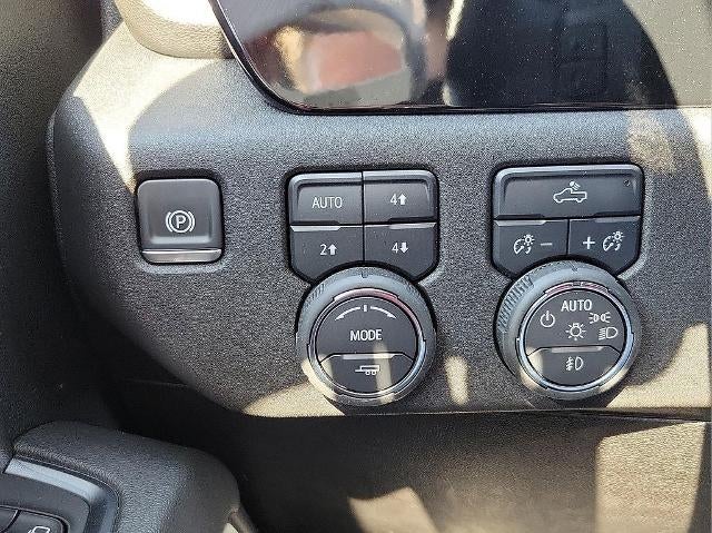 2025 Chevrolet Silverado 1500 Crew Cab Short Box 4-Wheel Drive RST