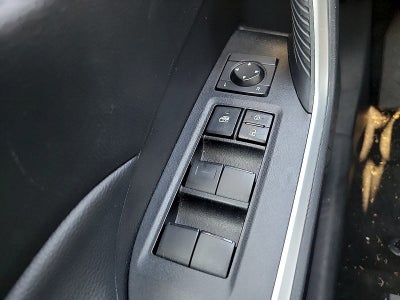 2025 Toyota RAV4 LE AWD (Natl)