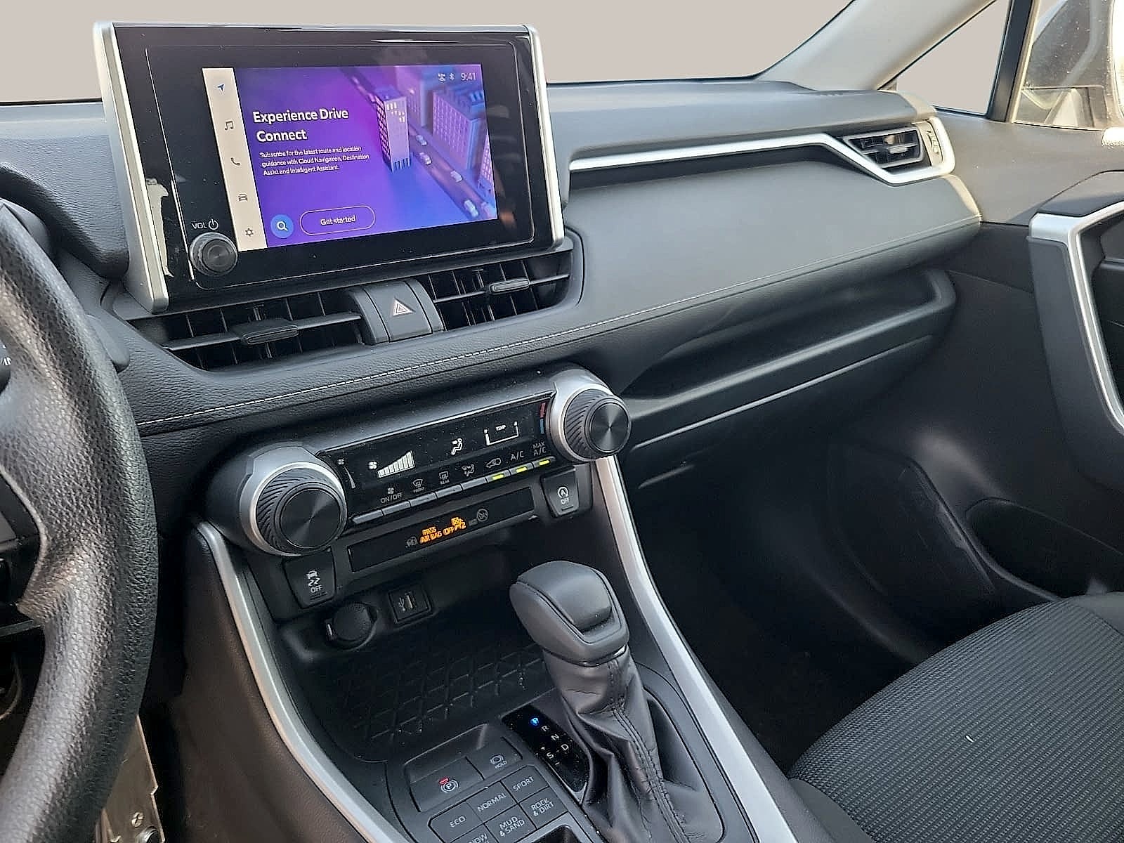 2025 Toyota RAV4 LE AWD (Natl)