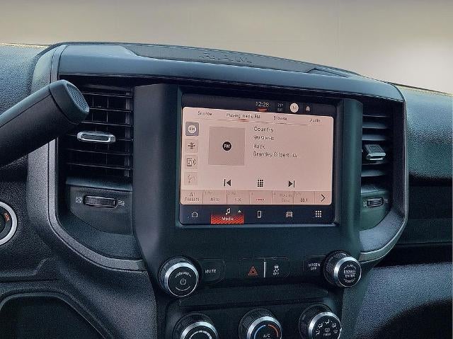 2024 RAM 3500 Tradesman 4x4 Crew Cab 8' Box