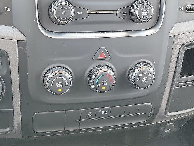 2022 RAM 1500 Classic Tradesman 4x2 Crew Cab 5'7" Box