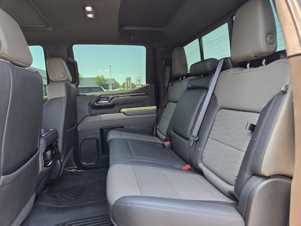 2024 Chevrolet Silverado 1500 Crew Cab Short Box 4-Wheel Drive ZR2