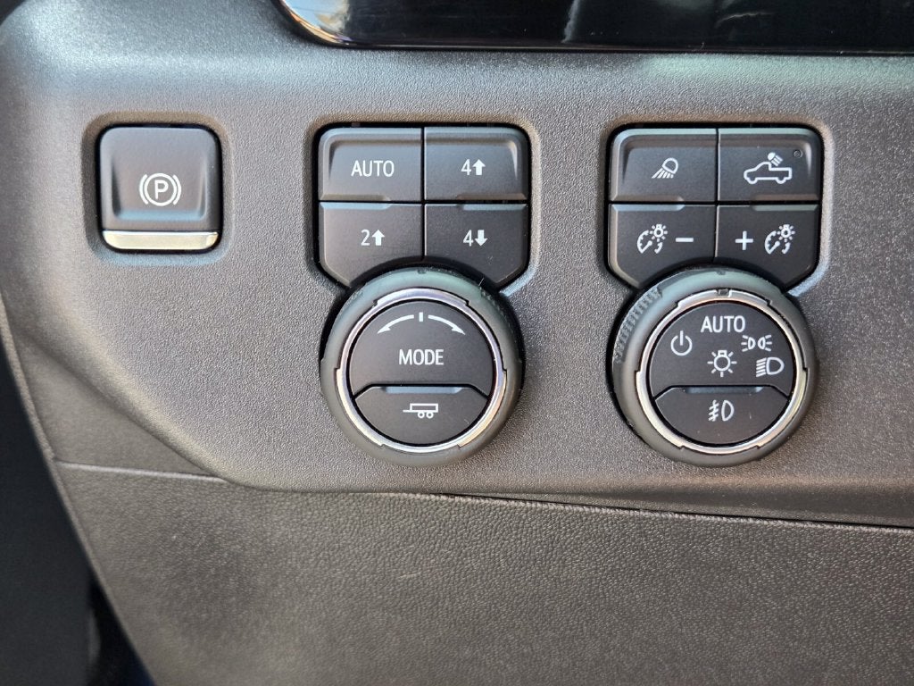 2024 Chevrolet Silverado 1500 Crew Cab Short Box 4-Wheel Drive ZR2