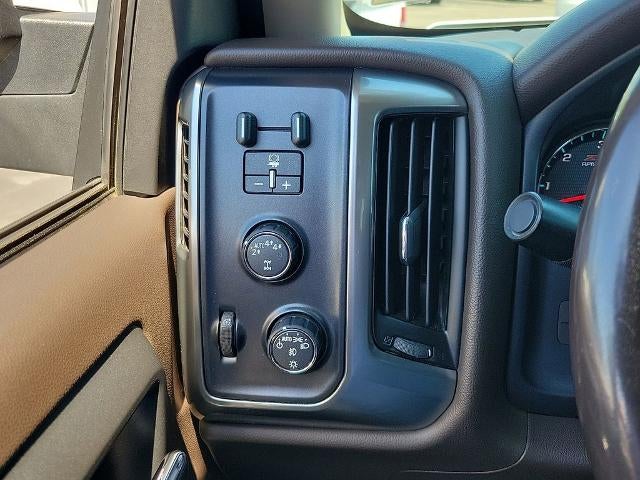 2018 Chevrolet Silverado 1500 Crew Cab Short Box 4-Wheel Drive LT Z71