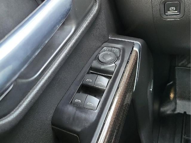 2020 Chevrolet Silverado 1500 Crew Cab Short Box 4-Wheel Drive RST
