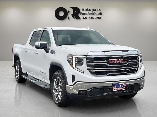 2022 GMC Sierra 1500 Crew Cab Short Box 4-Wheel Drive SLT