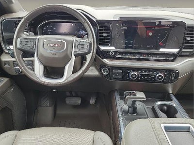 2022 GMC Sierra 1500 Crew Cab Short Box 4-Wheel Drive SLT