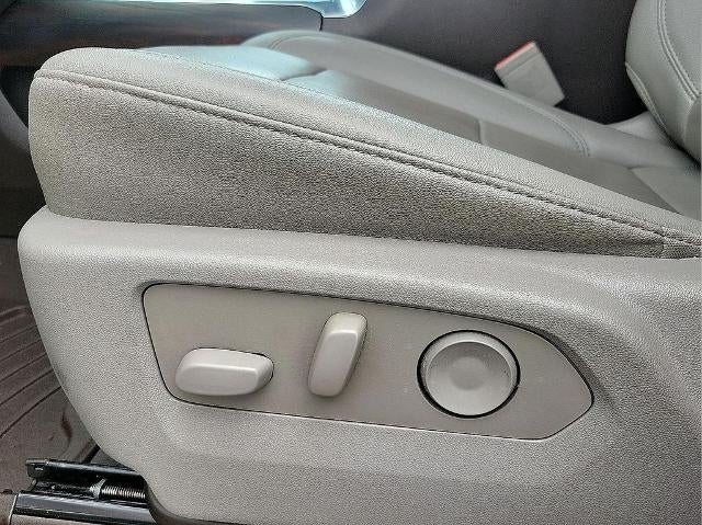 2022 GMC Sierra 1500 Crew Cab Short Box 4-Wheel Drive SLT