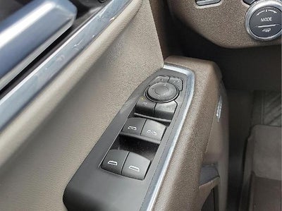 2022 GMC Sierra 1500 Crew Cab Short Box 4-Wheel Drive SLT