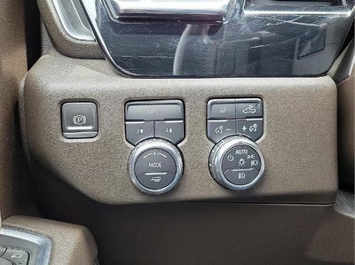 2022 GMC Sierra 1500 Crew Cab Short Box 4-Wheel Drive SLT