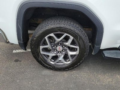 2022 GMC Sierra 1500 Crew Cab Short Box 4-Wheel Drive SLT