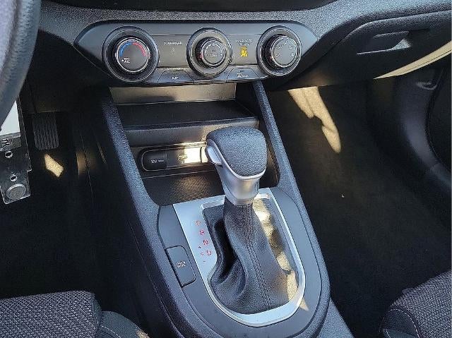 2024 Kia Forte LXS IVT