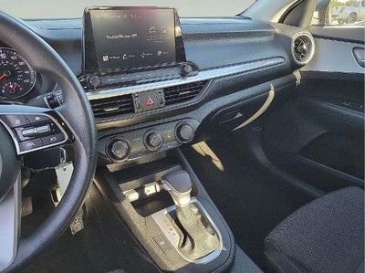 2024 Kia Forte LXS IVT