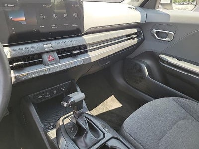 2025 Kia K4 LXS FWD