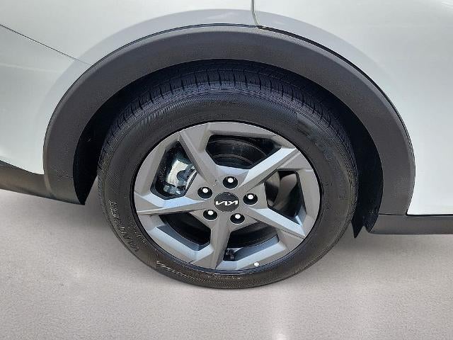 2025 Kia K4 LXS FWD