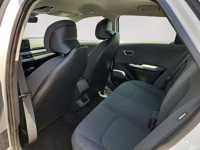 2025 Kia K4 LXS FWD